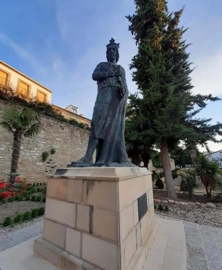 Apartamentos Fernando III El Santo Baeza Exteriér fotografie